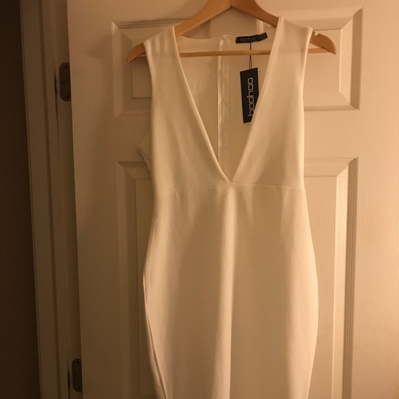 White Fringe Boohoo Dress - Picture 2 of 2